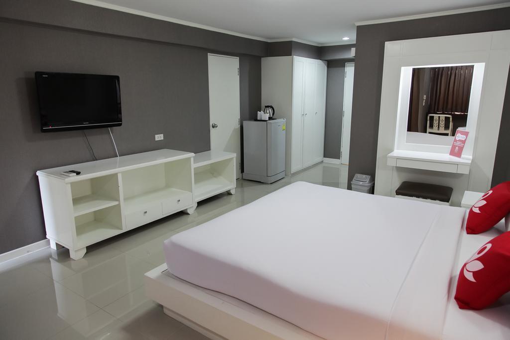 Zen Rooms Bangchak Bangkok Esterno foto