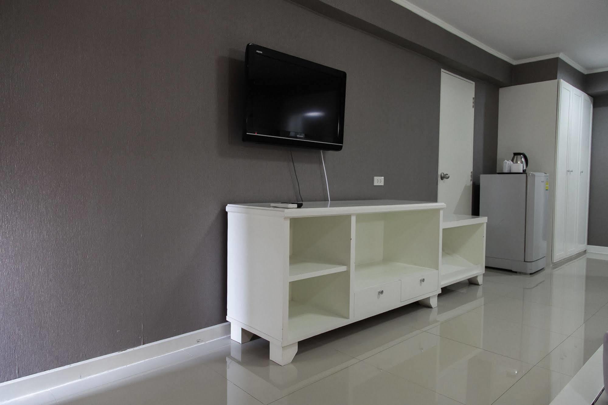 Zen Rooms Bangchak Bangkok Esterno foto