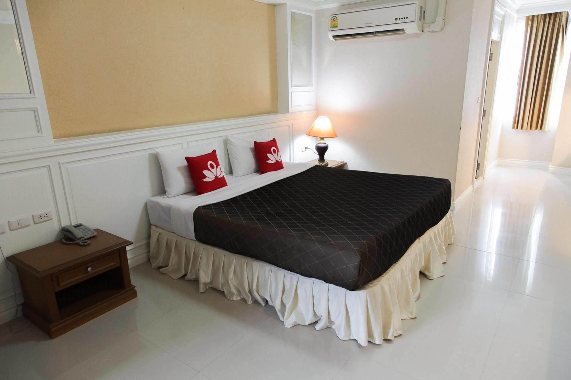 Zen Rooms Bangchak Bangkok Esterno foto